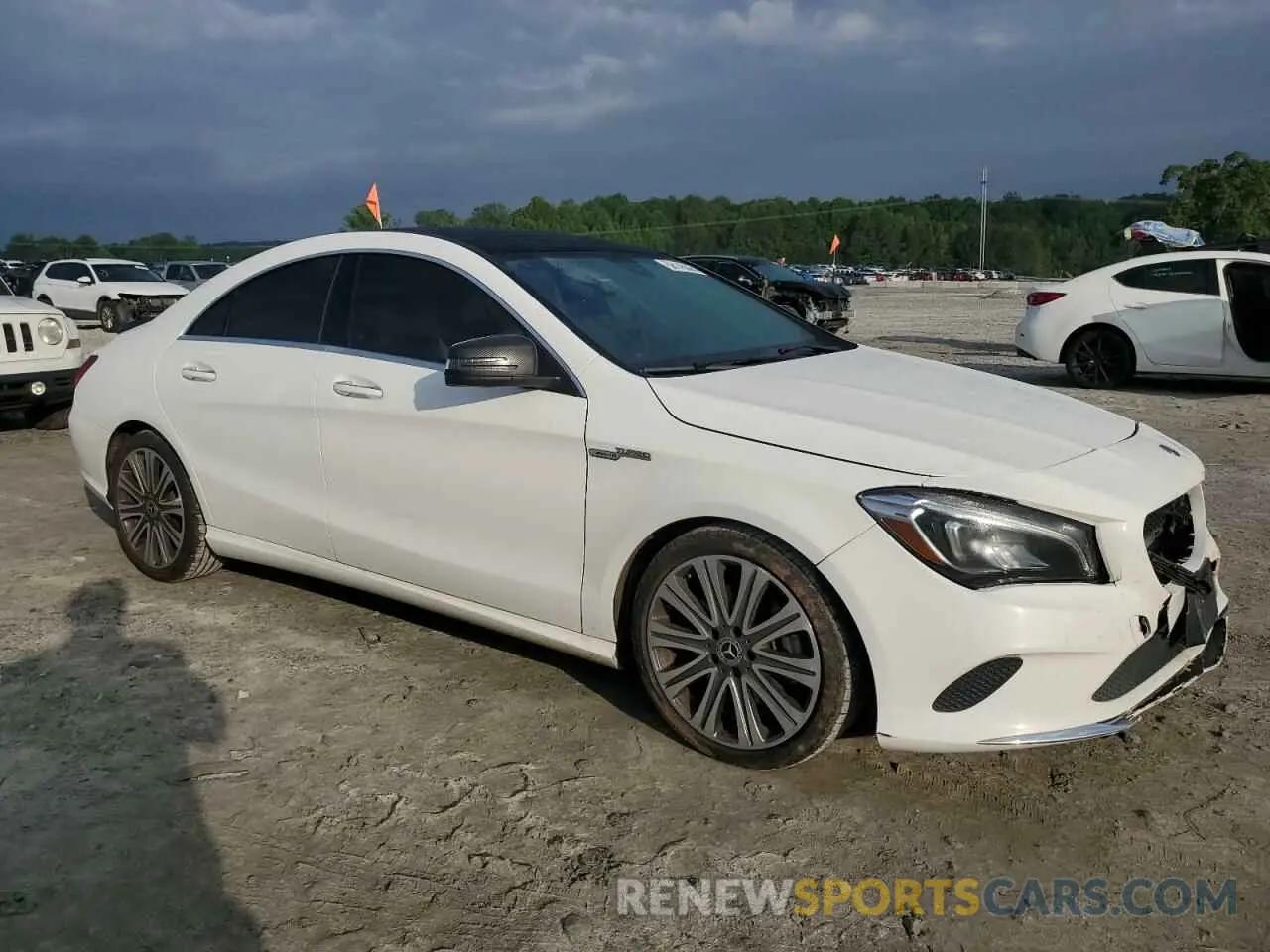 4 fotografías del automóvil dañado WDDSJ4GB7KN740001 MERCEDES-BENZ CLA-CLASS 2019