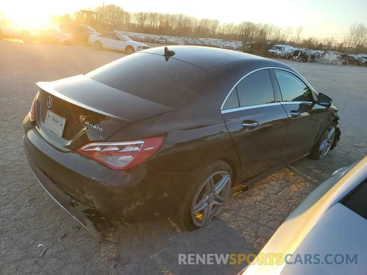 3 fotografías del automóvil dañado WDDSJ4GB8KN718850 MERCEDES-BENZ CLA-CLASS 2019