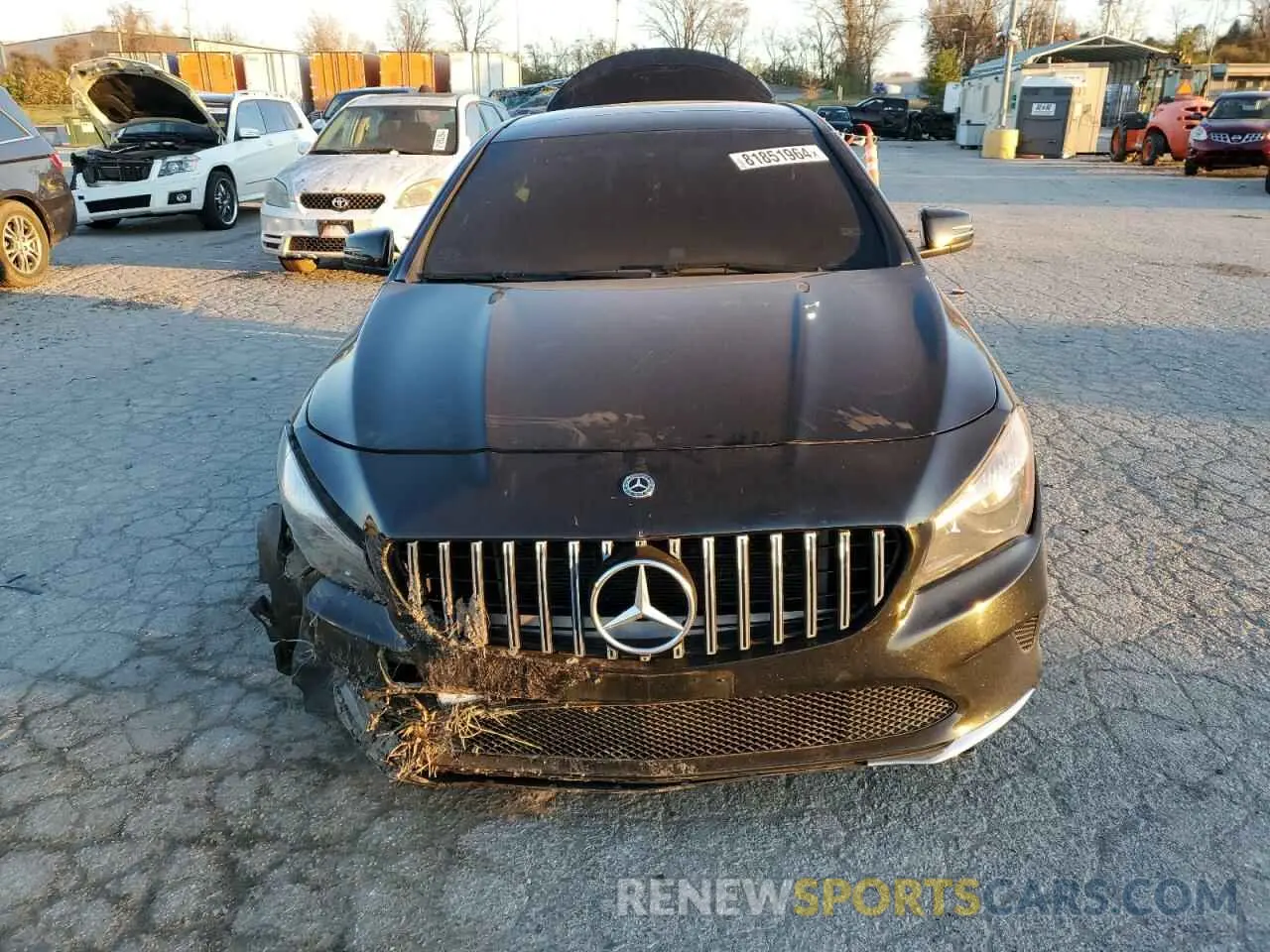 5 fotografías del automóvil dañado WDDSJ4GB8KN718850 MERCEDES-BENZ CLA-CLASS 2019