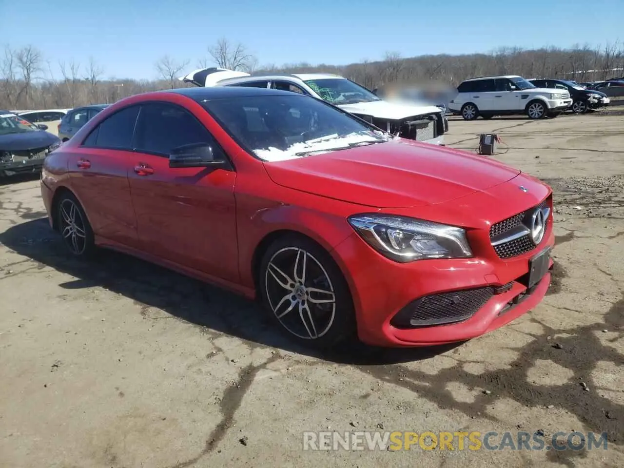 4 fotografías del automóvil dañado WDDSJ4GB8KN729301 MERCEDES-BENZ CLA-CLASS 2019