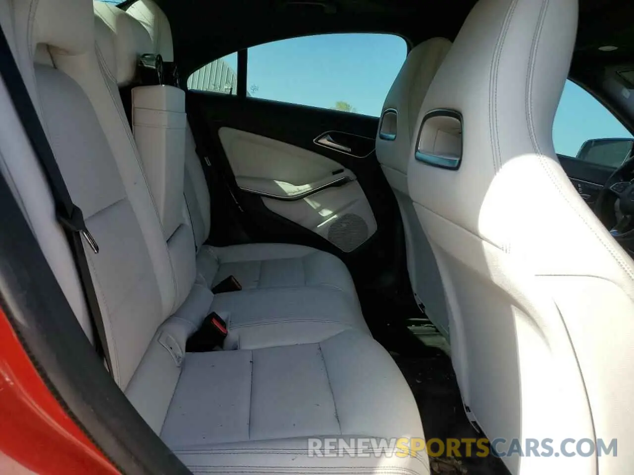 10 fotografías del automóvil dañado WDDSJ4GB9KN758029 MERCEDES-BENZ CLA-CLASS 2019