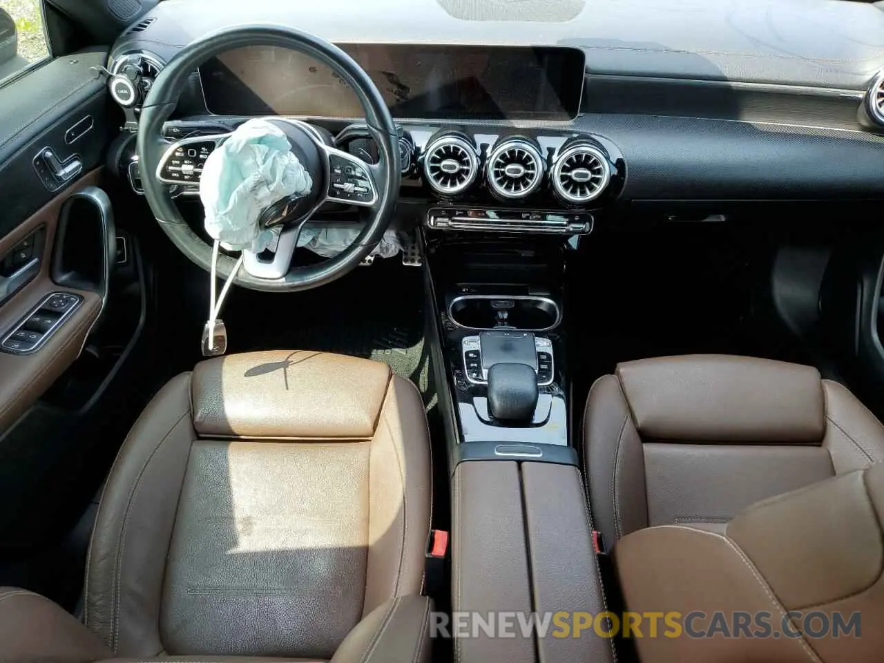 8 fotografías del automóvil dañado W1K5J4HB4LN099600 MERCEDES-BENZ CLA-CLASS 2020