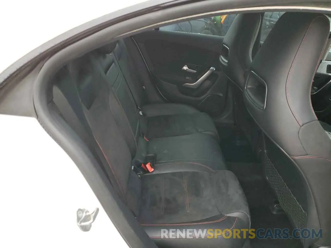 10 fotografías del automóvil dañado WDD5J4GB0LN035801 MERCEDES-BENZ CLA-CLASS 2020