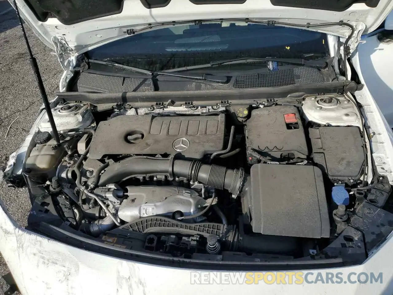 11 fotografías del automóvil dañado WDD5J4GB0LN061007 MERCEDES-BENZ CLA-CLASS 2020