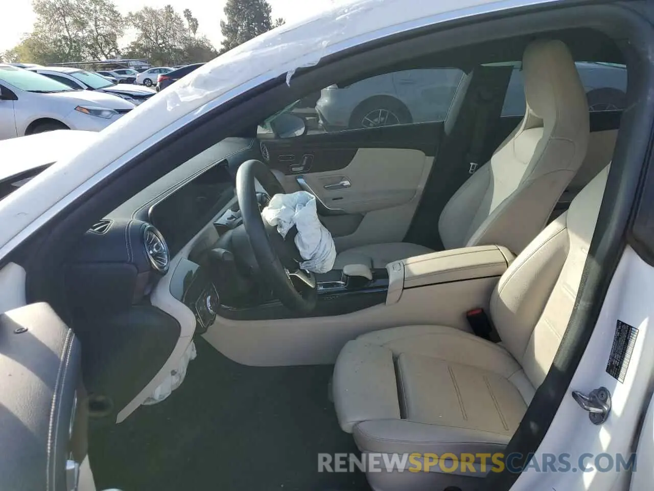 7 fotografías del automóvil dañado WDD5J4GB0LN061007 MERCEDES-BENZ CLA-CLASS 2020