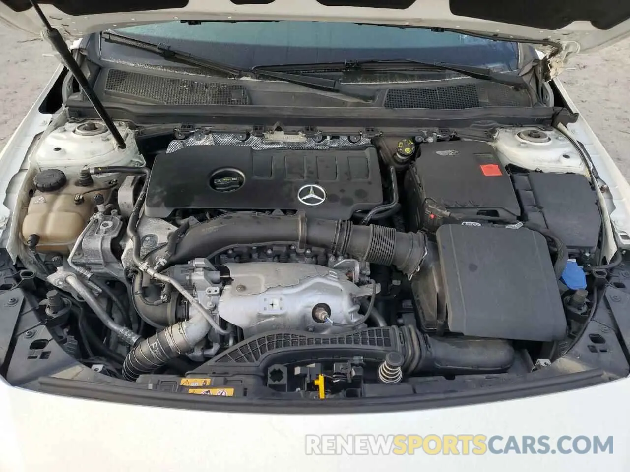 11 fotografías del automóvil dañado WDD5J4HB0LN060289 MERCEDES-BENZ CLA-CLASS 2020