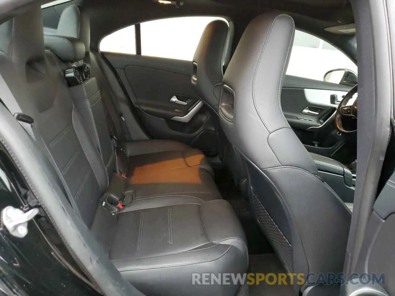 10 fotografías del automóvil dañado WDD5J4HB7LN071841 MERCEDES-BENZ CLA-CLASS 2020