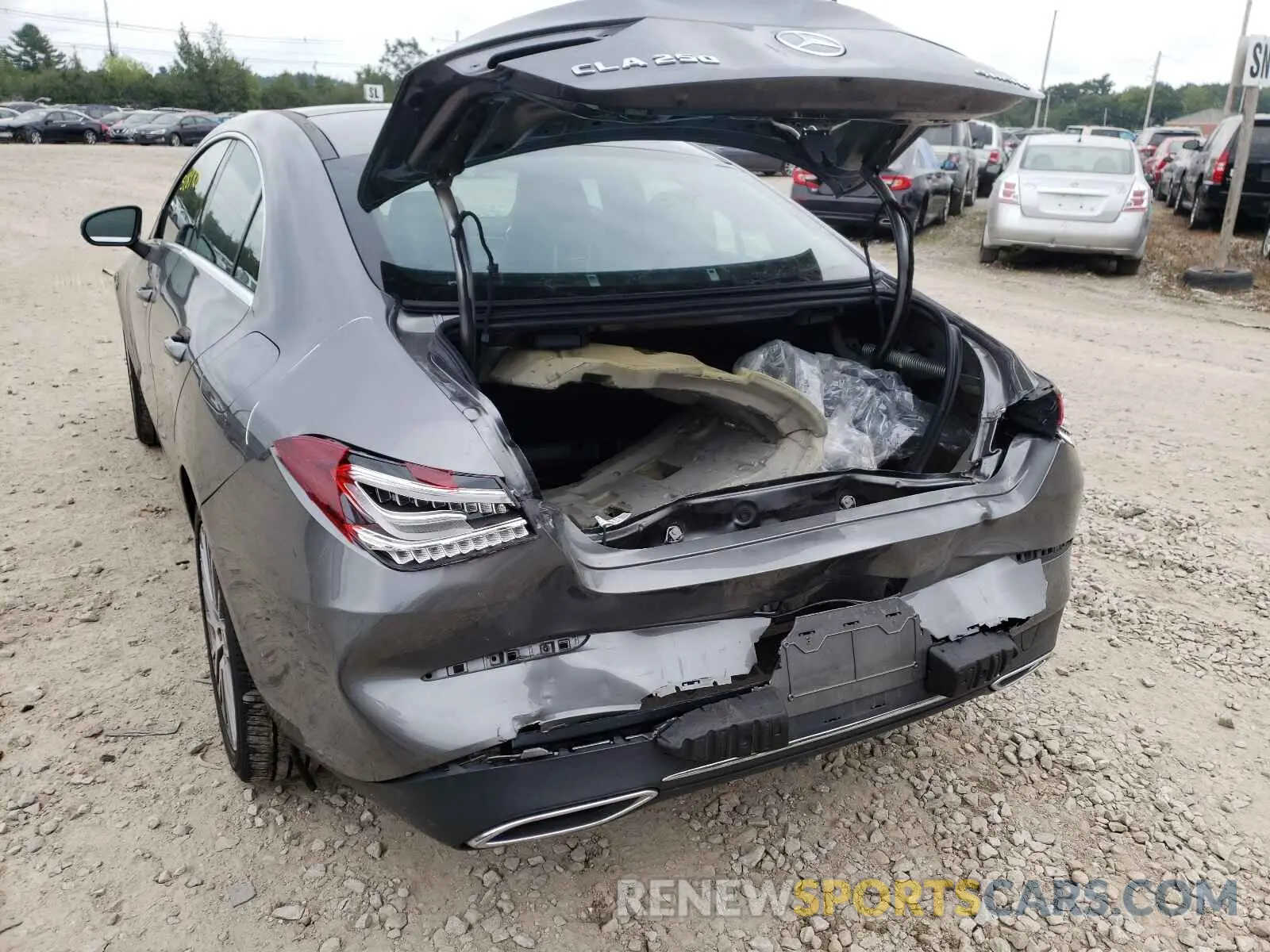 9 fotografías del automóvil dañado WDD5J4HB9LN059626 MERCEDES-BENZ CLA-CLASS 2020