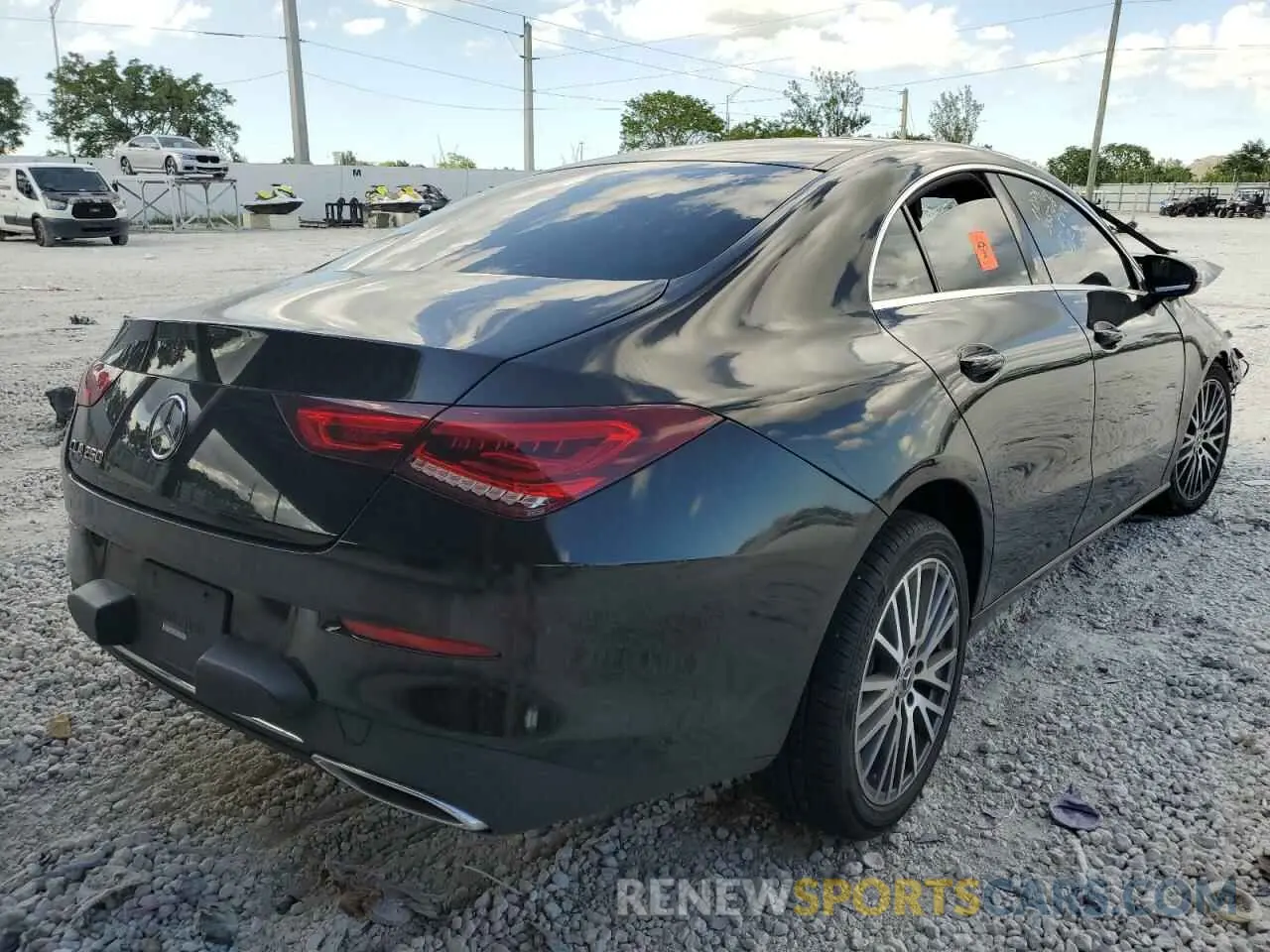4 fotografías del automóvil dañado W1K5J4GB4MN177764 MERCEDES-BENZ CLA-CLASS 2021