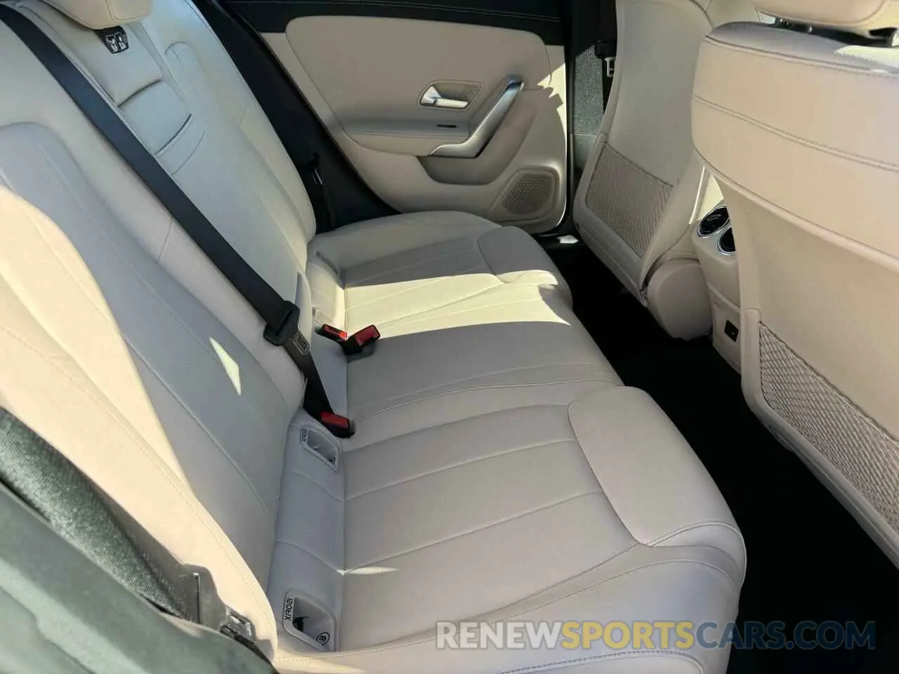 6 fotografías del automóvil dañado W1K5J4GB6MN153935 MERCEDES-BENZ CLA-CLASS 2021