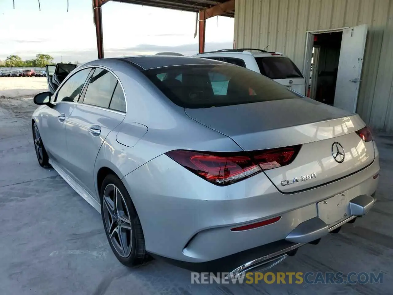 3 fotografías del automóvil dañado W1K5J4GB6MN157953 MERCEDES-BENZ CLA-CLASS 2021