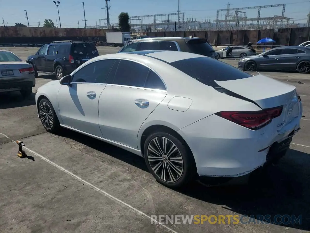 2 fotografías del automóvil dañado W1K5J4GB6NN311479 MERCEDES-BENZ CLA-CLASS 2022