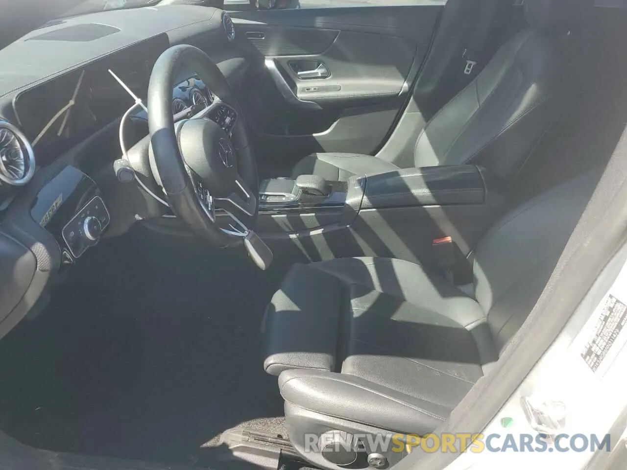 7 fotografías del automóvil dañado W1K5J4GB6NN311479 MERCEDES-BENZ CLA-CLASS 2022