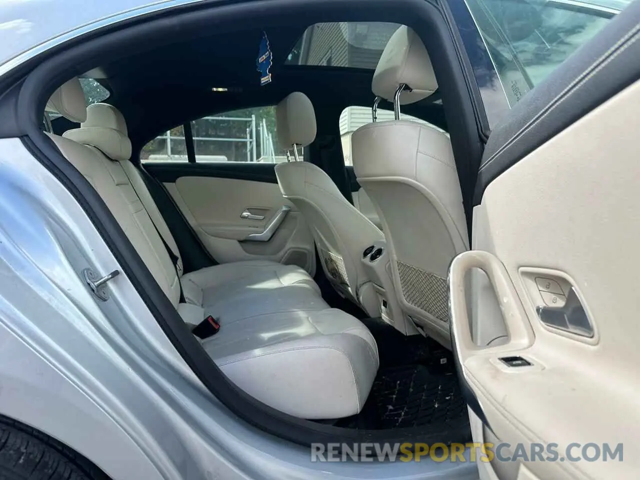 6 fotografías del automóvil dañado W1K5J4HB7NN267149 MERCEDES-BENZ CLA-CLASS 2022