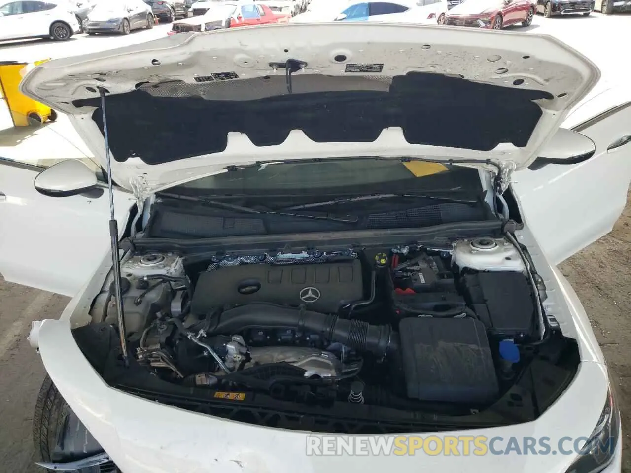 11 fotografías del automóvil dañado W1K5J4GB4PN402625 MERCEDES-BENZ CLA-CLASS 2023