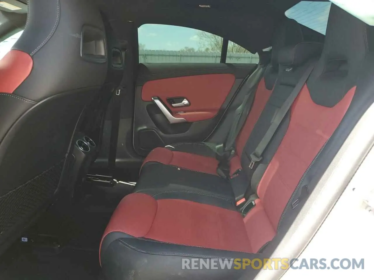 10 fotografías del automóvil dañado W1K5J4GB7PN420259 MERCEDES-BENZ CLA-CLASS 2023