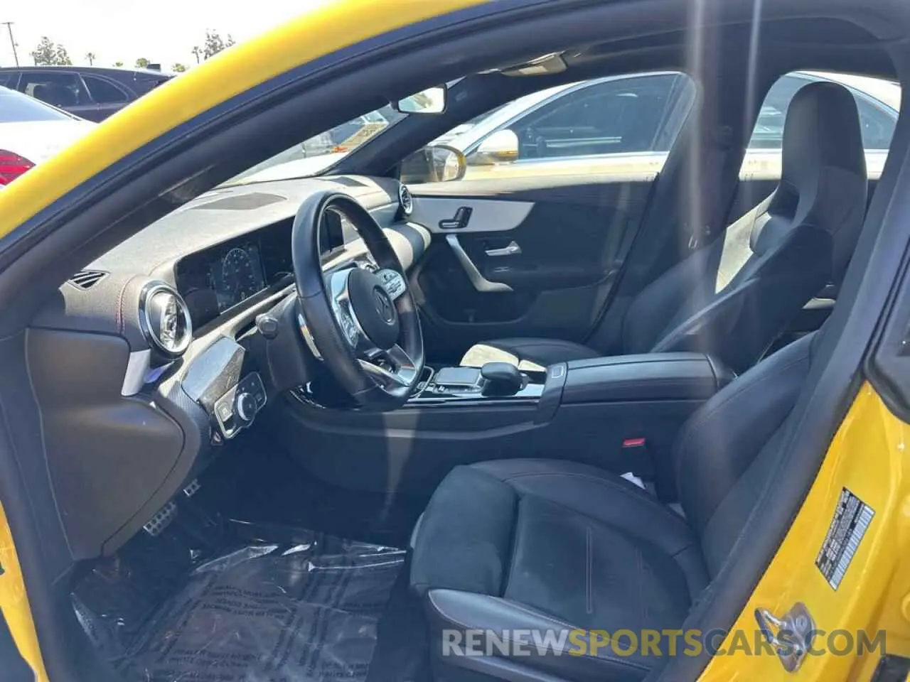 5 fotografías del automóvil dañado W1K5J4GB8PN386185 MERCEDES-BENZ CLA-CLASS 2023