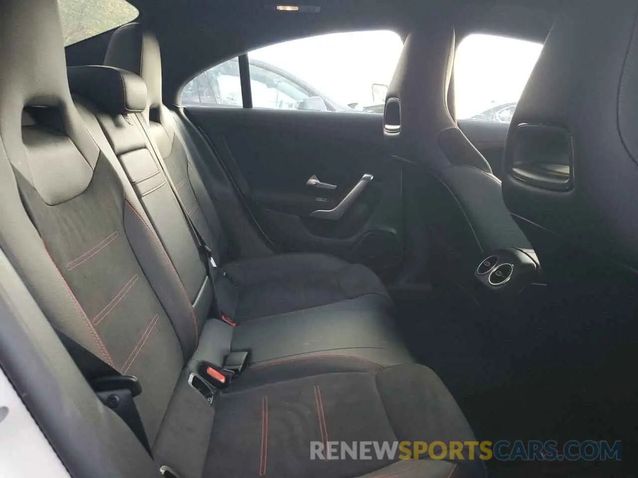 10 fotografías del automóvil dañado W1K5J4HB0PN337691 MERCEDES-BENZ CLA-CLASS 2023