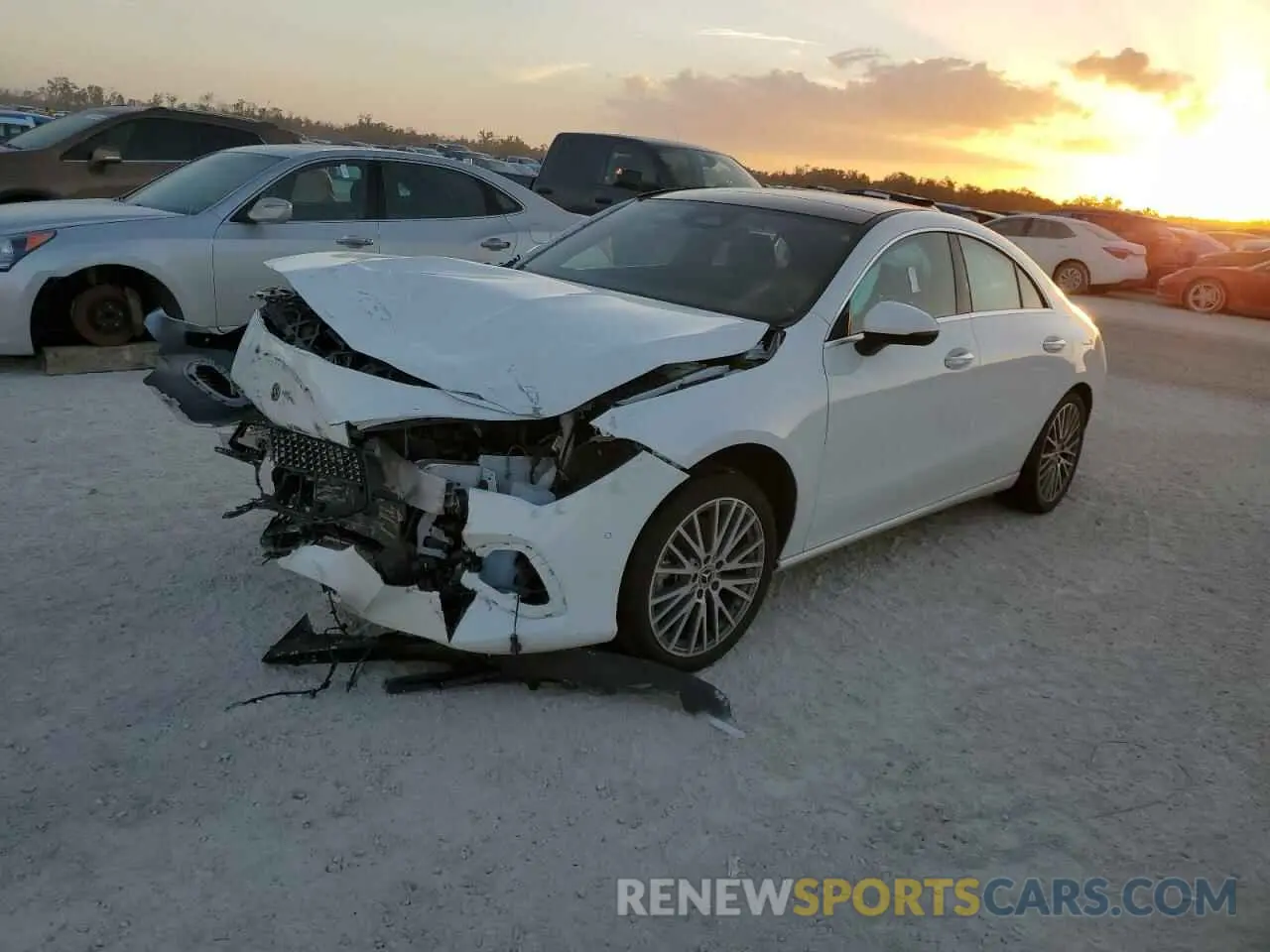 1 fotografías del automóvil dañado W1K5J4HB7RN453540 MERCEDES-BENZ CLA-CLASS 2024