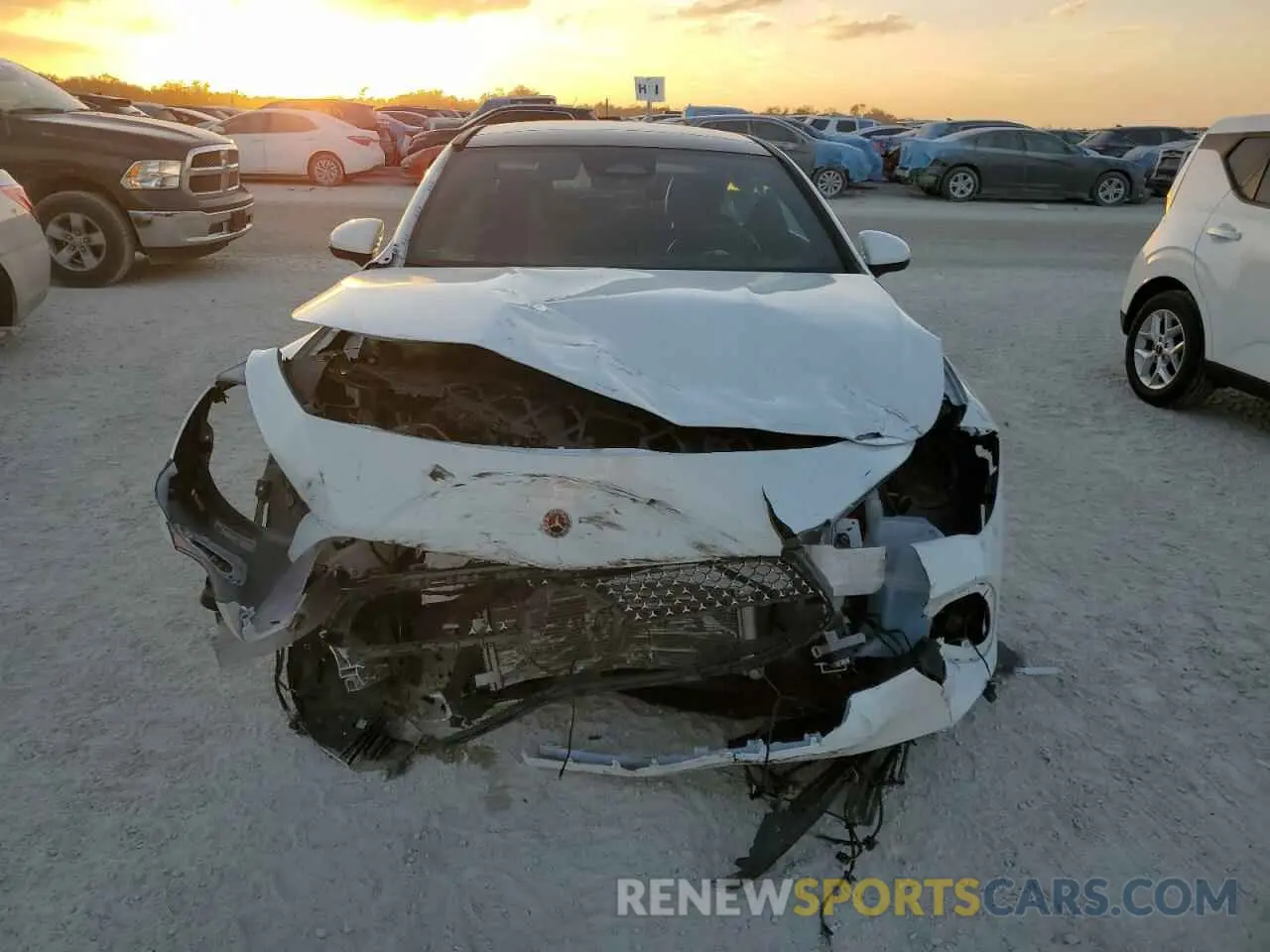 5 fotografías del automóvil dañado W1K5J4HB7RN453540 MERCEDES-BENZ CLA-CLASS 2024