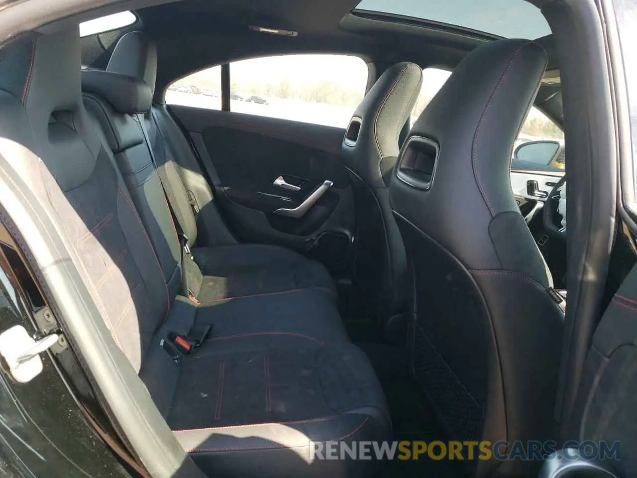 10 fotografías del automóvil dañado W1K5J4HB1SN507839 MERCEDES-BENZ CLA-CLASS 2025