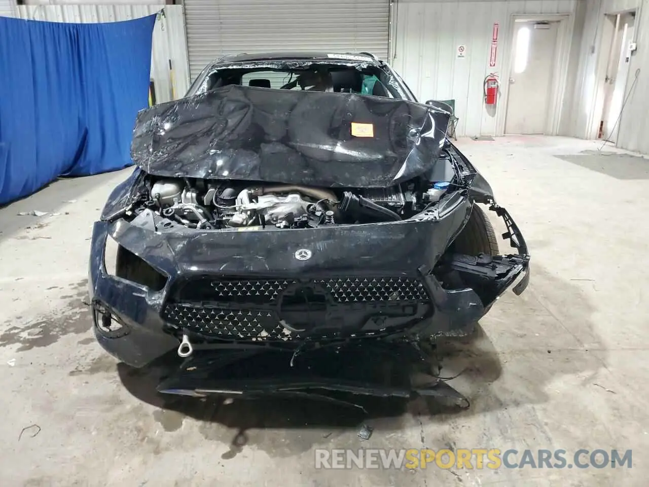 5 fotografías del automóvil dañado W1K5J4HB3SN526392 MERCEDES-BENZ CLA-CLASS 2025