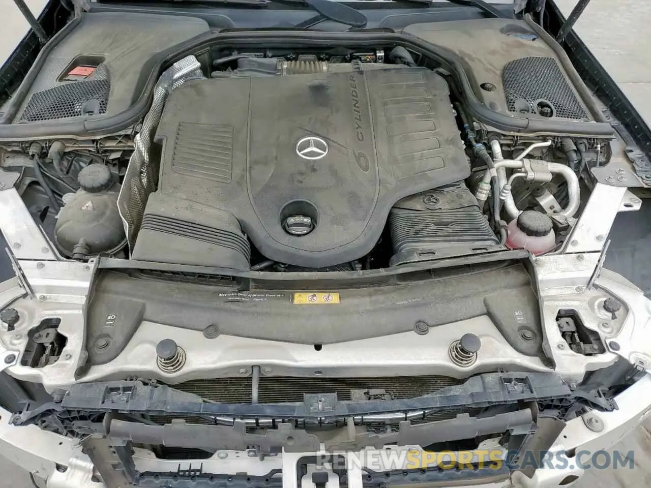 11 fotografías del automóvil dañado WDD2J5JB4KA033282 MERCEDES-BENZ CLC-CLASS 2019