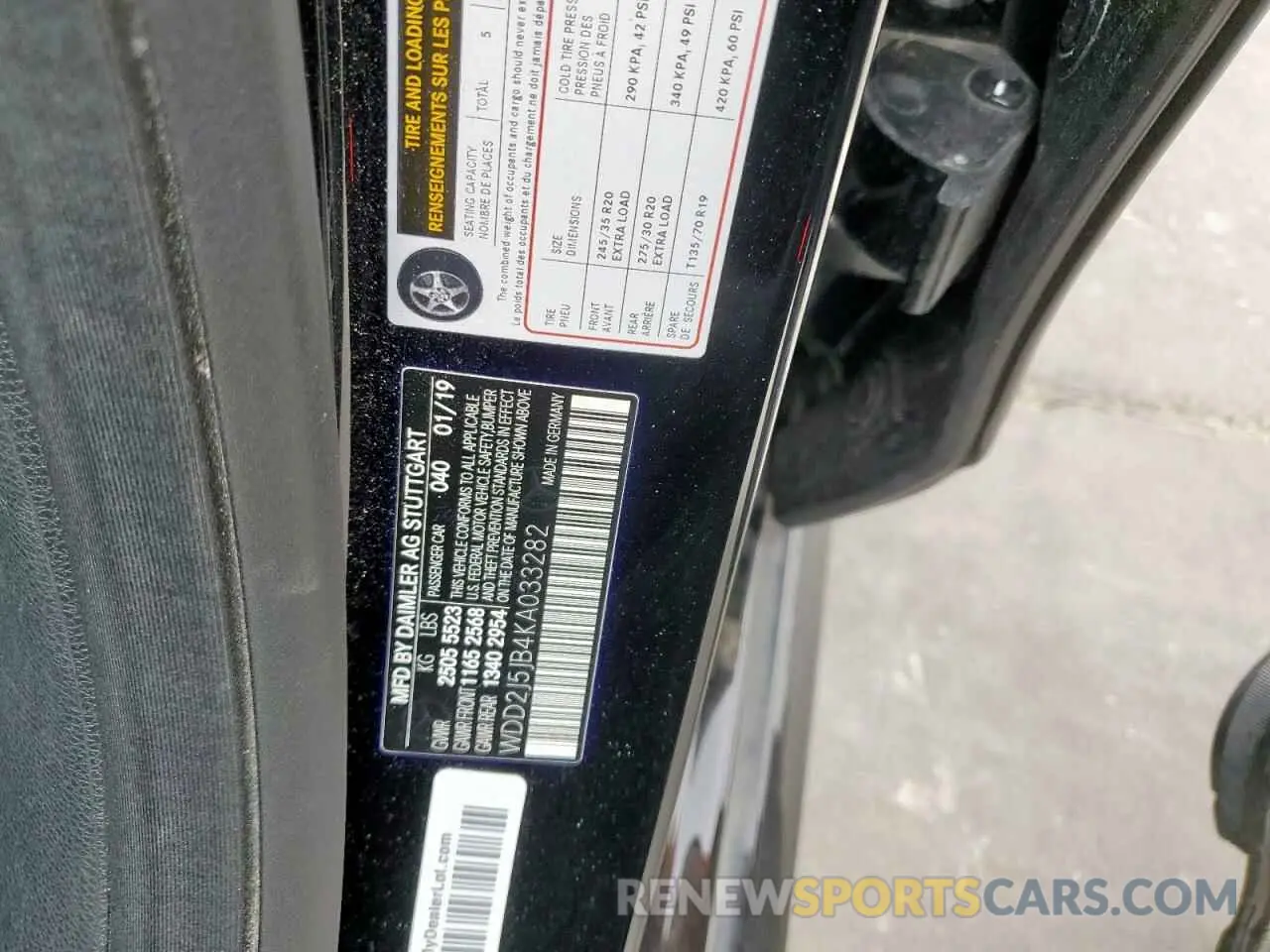 13 fotografías del automóvil dañado WDD2J5JB4KA033282 MERCEDES-BENZ CLC-CLASS 2019