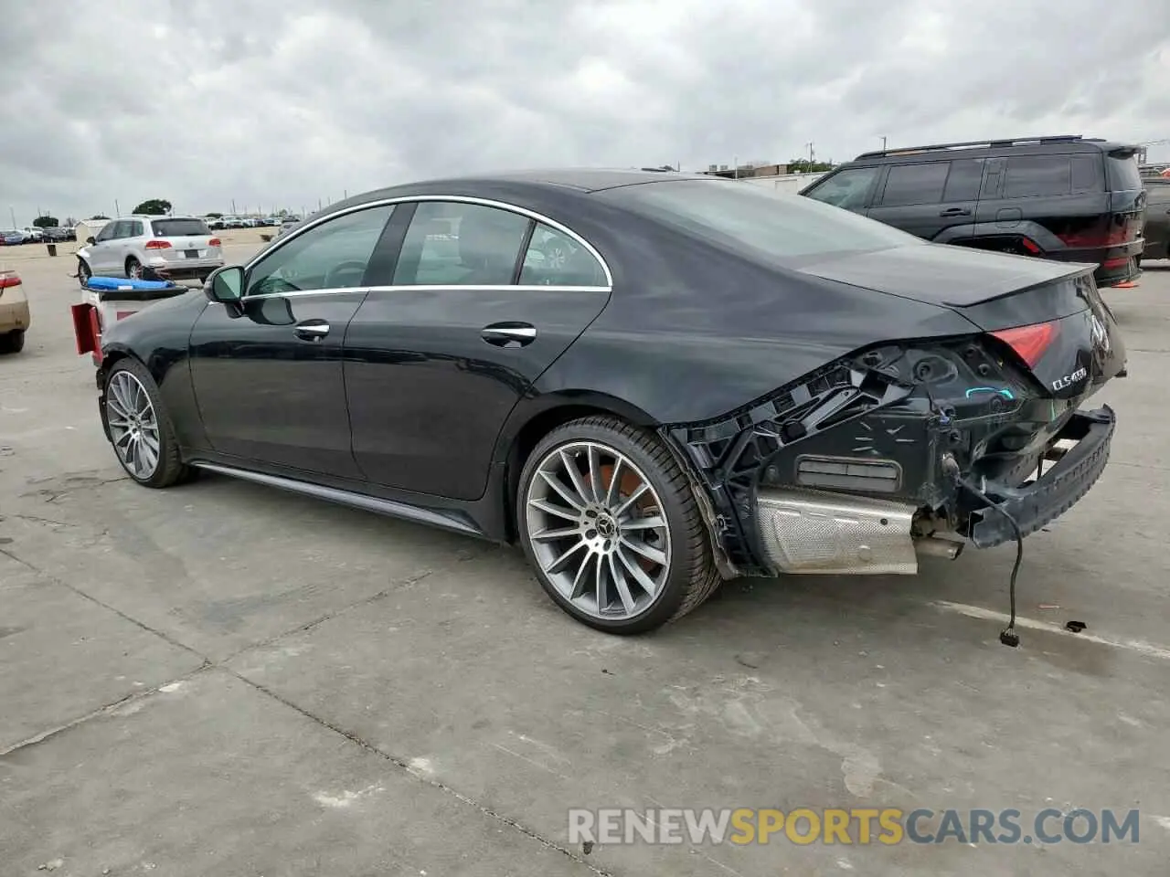 2 fotografías del automóvil dañado WDD2J5JB4KA033282 MERCEDES-BENZ CLC-CLASS 2019