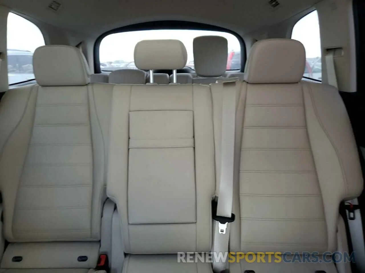 10 fotografías del automóvil dañado WDD2J5JB7KA041330 MERCEDES-BENZ CLC-CLASS 2019
