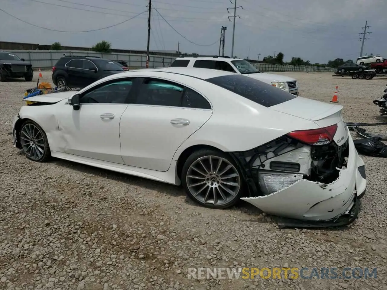 2 fotografías del automóvil dañado WDD2J5JB9KA030989 MERCEDES-BENZ CLC-CLASS 2019