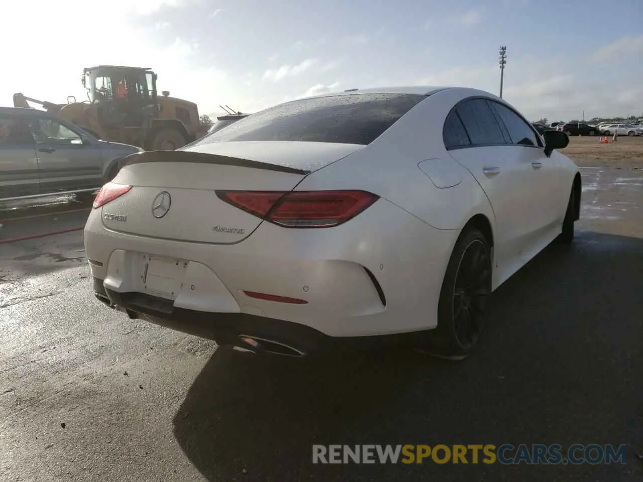 4 fotografías del automóvil dañado W1K2J5KB9LA051812 MERCEDES-BENZ CLC-CLASS 2020