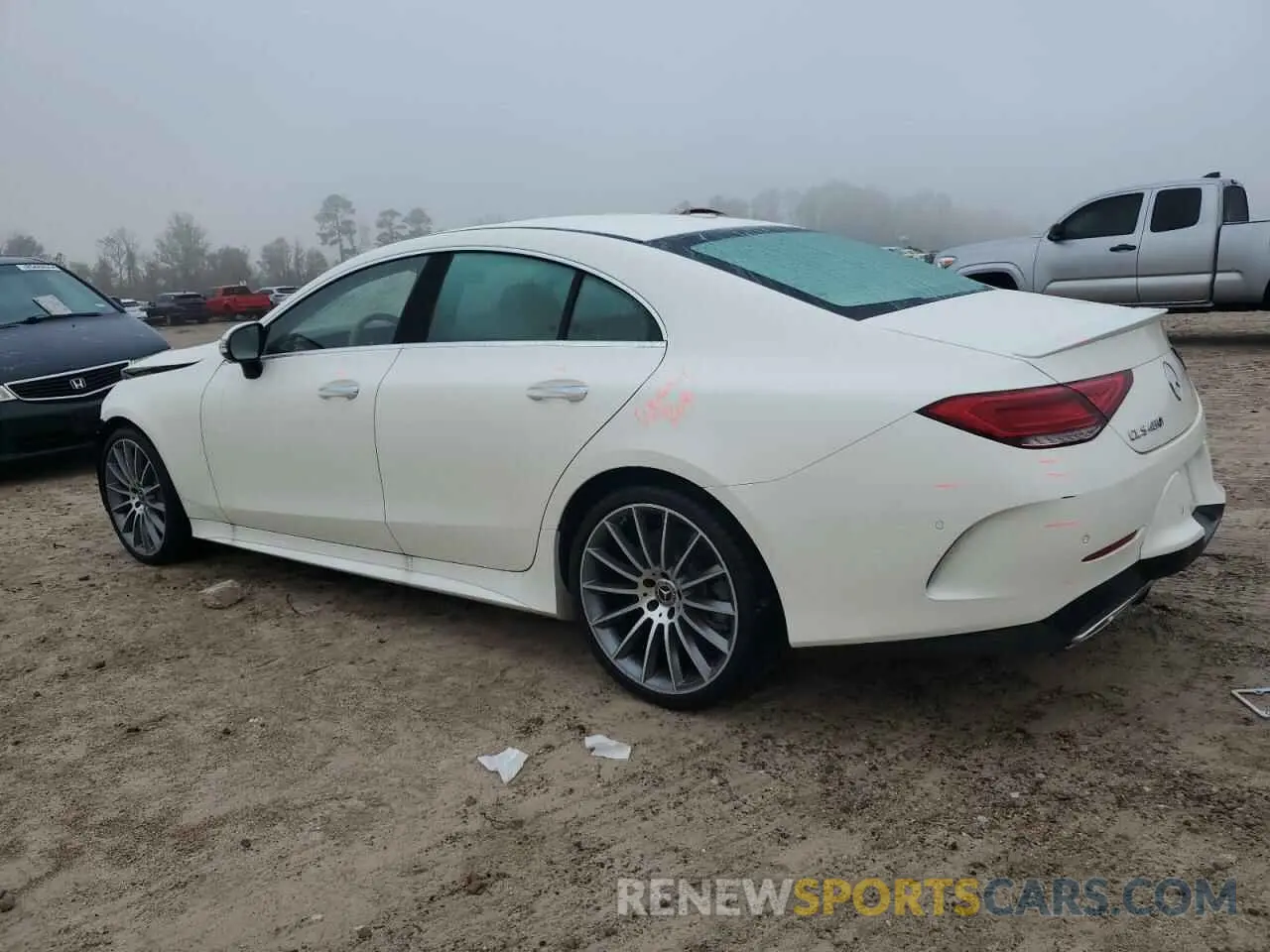 2 fotografías del automóvil dañado WDD2J5JB3LA054691 MERCEDES-BENZ CLC-CLASS 2020