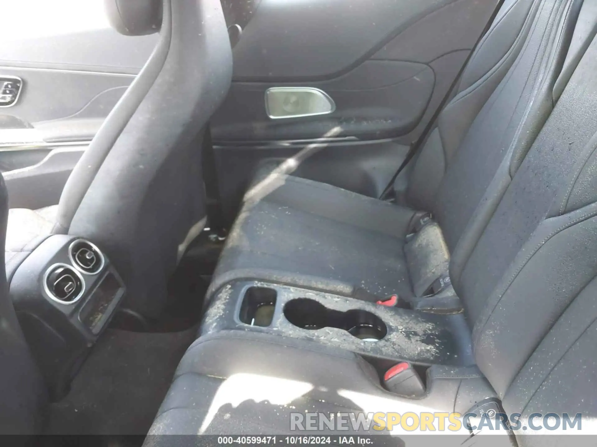 8 fotografías del automóvil dañado W1KMJ4HBXRF017688 MERCEDES-BENZ CLE 300 2024