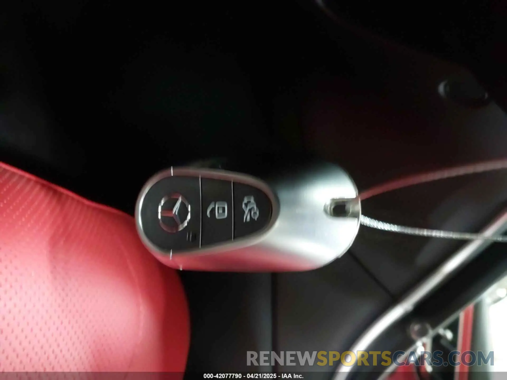11 fotografías del automóvil dañado W1KMK4HB7SF049646 MERCEDES-BENZ CLE 300 2025