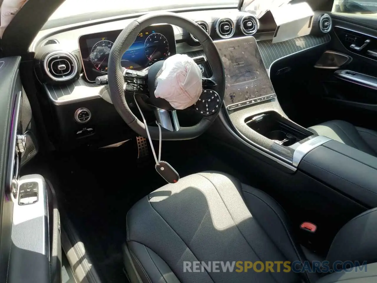 8 fotografías del automóvil dañado W1KMJ4HB3RF011490 MERCEDES-BENZ CLE 300 4M 2024