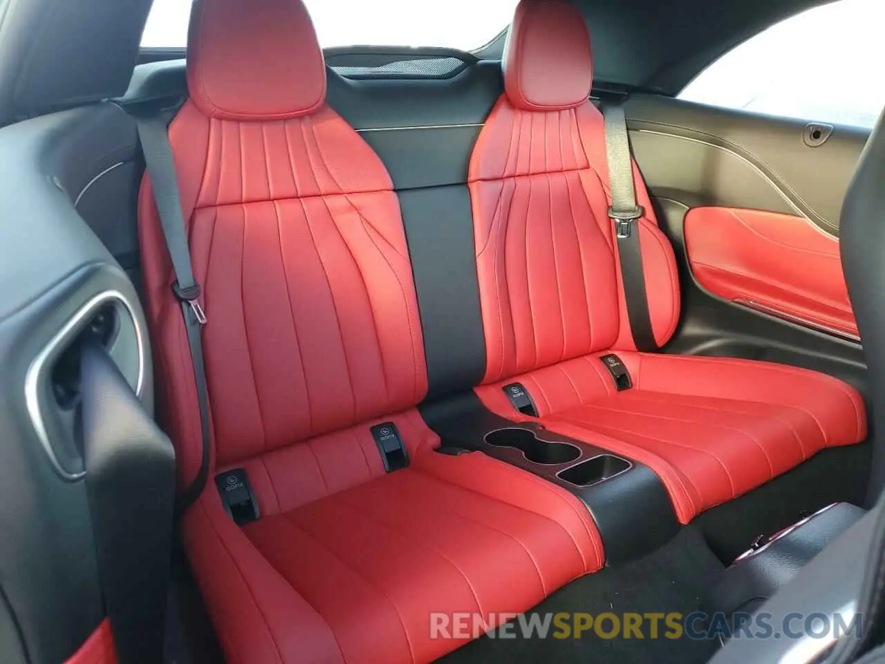 10 fotografías del automóvil dañado W1KMK4HBXRF025030 MERCEDES-BENZ CLE 300 4M 2024