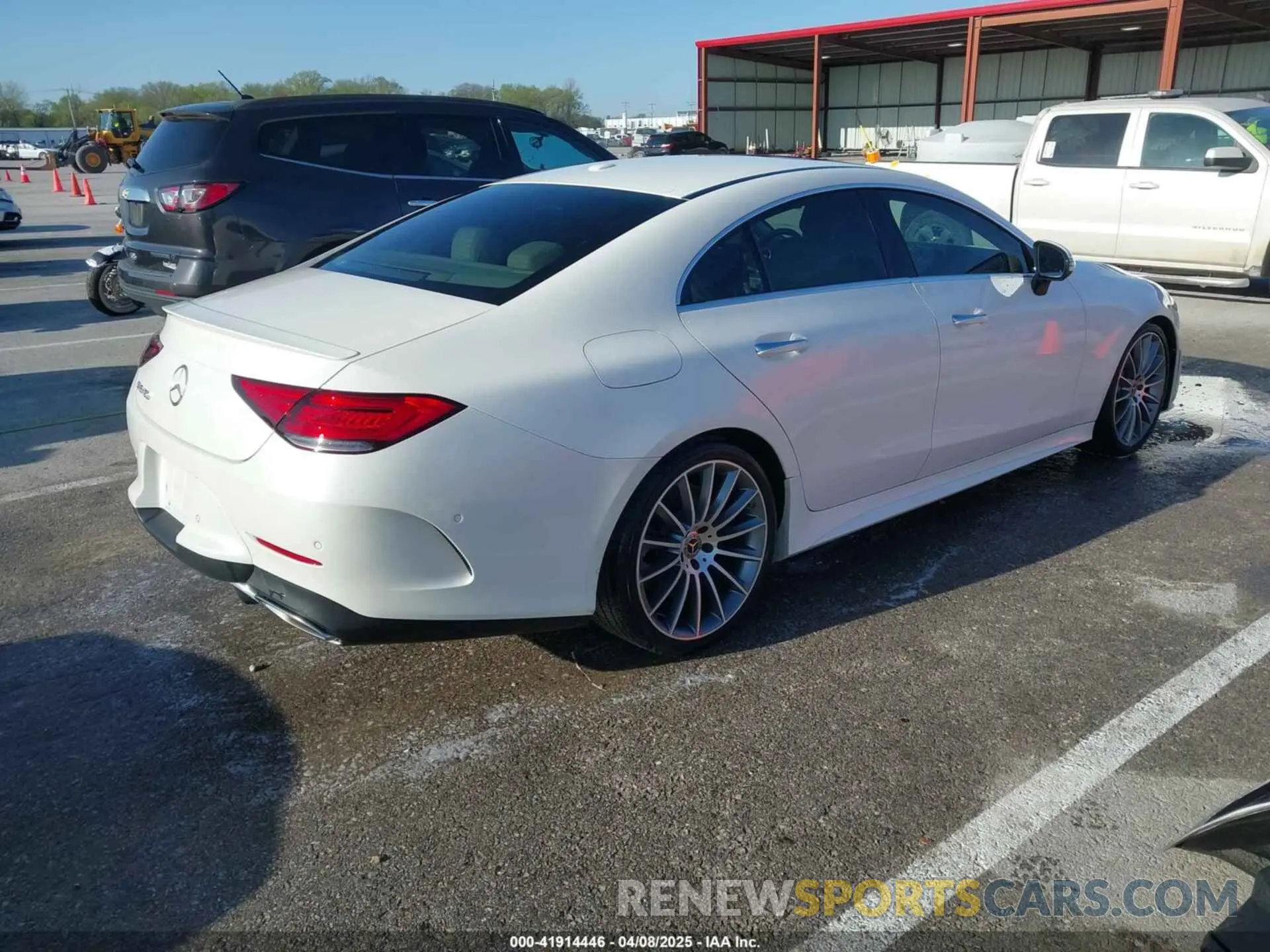 4 fotografías del automóvil dañado WDD2J5JB3KA008387 MERCEDES-BENZ CLS 450 2019