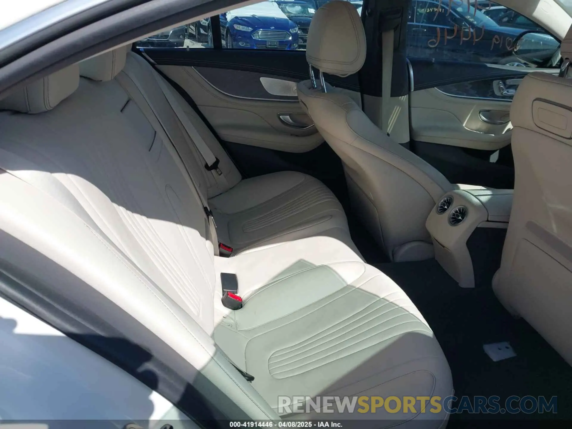 8 fotografías del automóvil dañado WDD2J5JB3KA008387 MERCEDES-BENZ CLS 450 2019