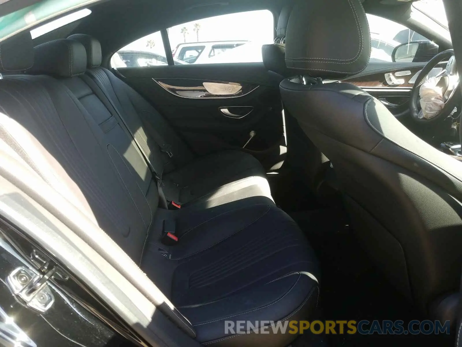 6 fotografías del automóvil dañado WDD2J5JB3KA034908 MERCEDES-BENZ CLS 450 2019