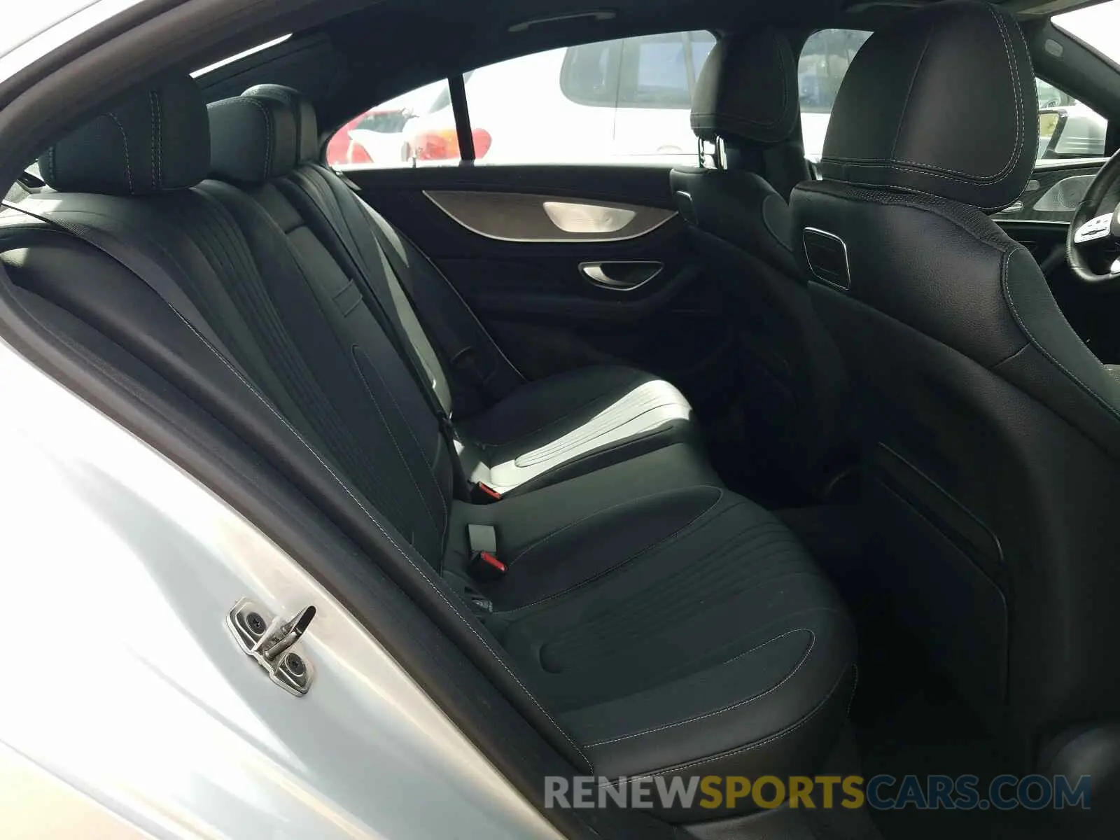 6 fotografías del automóvil dañado WDD2J5JB3KA035198 MERCEDES-BENZ CLS 450 2019