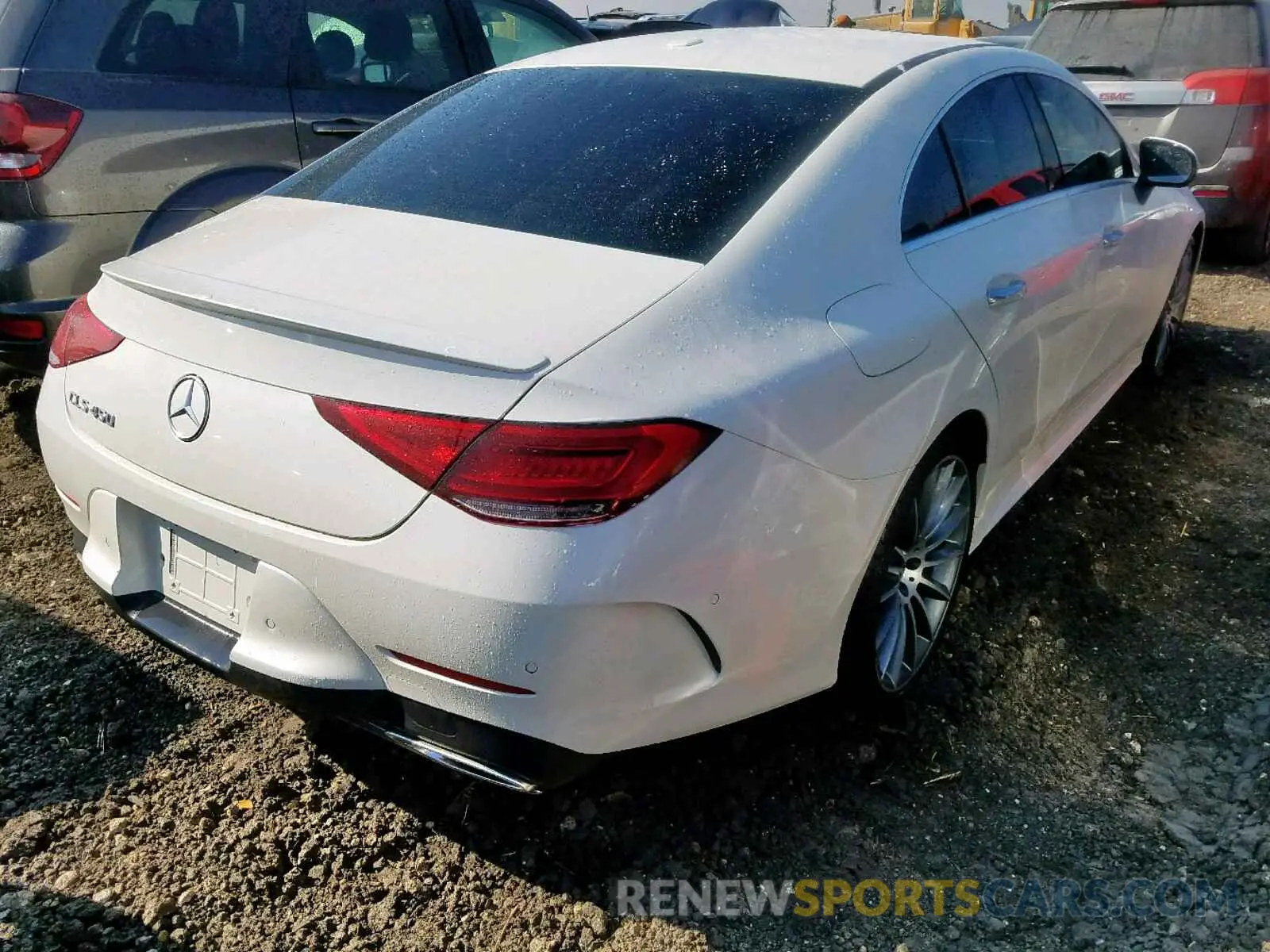 4 fotografías del automóvil dañado WDD2J5JB6KA027841 MERCEDES-BENZ CLS 450 2019