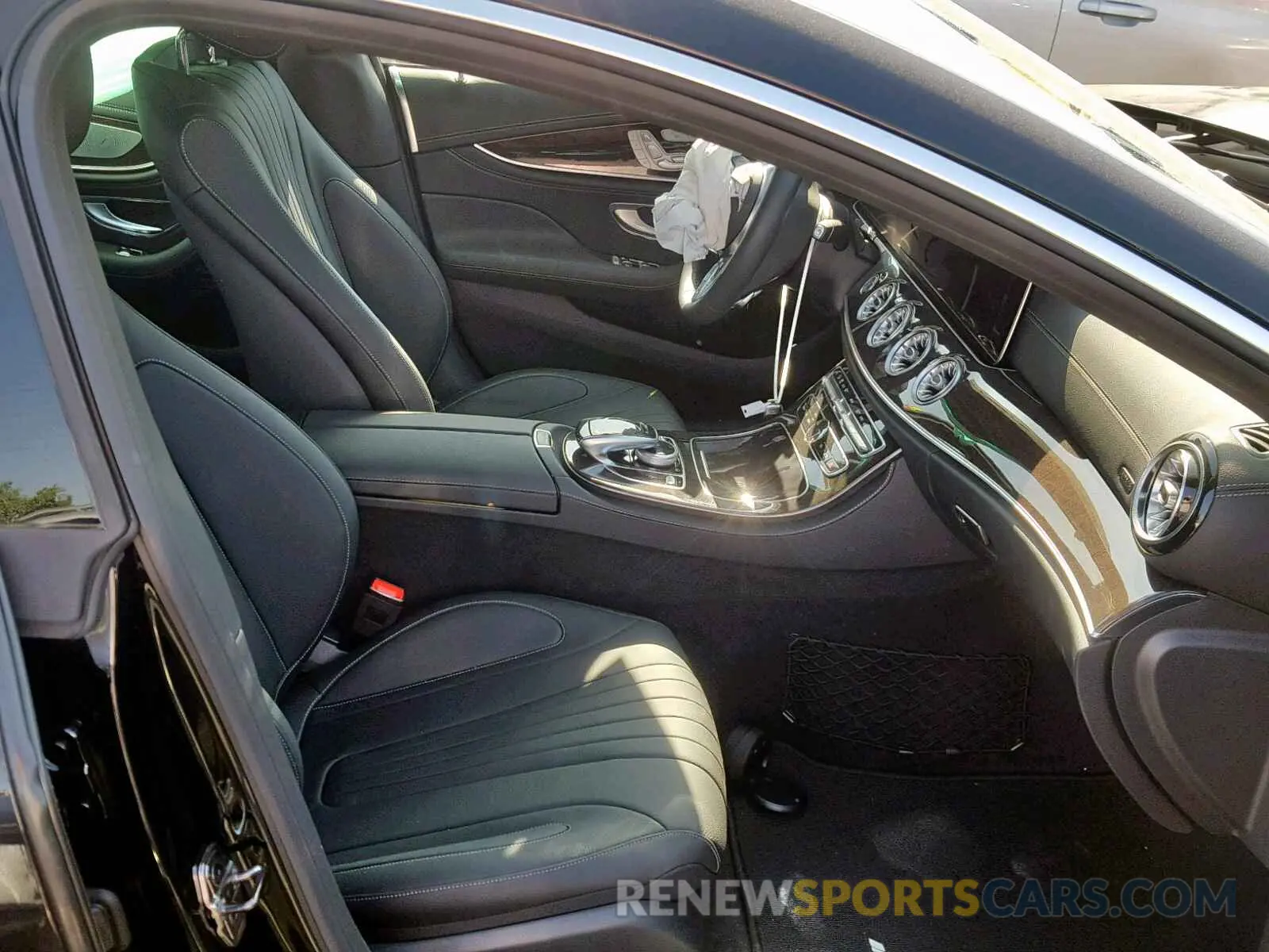 5 fotografías del automóvil dañado WDD2J5JB9KA040471 MERCEDES-BENZ CLS 450 2019