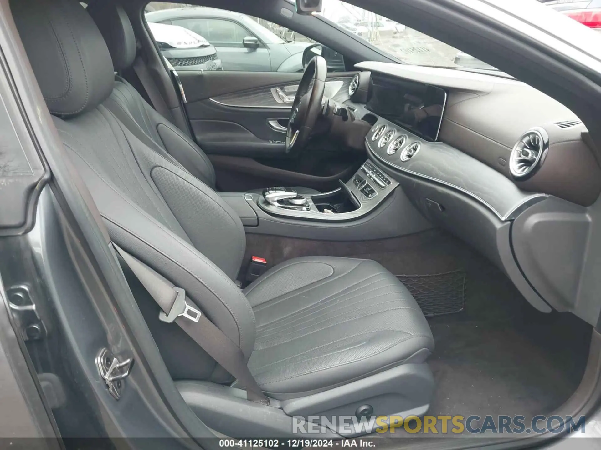 5 fotografías del automóvil dañado WDD2J5KB5KA035749 MERCEDES-BENZ CLS 450 2019