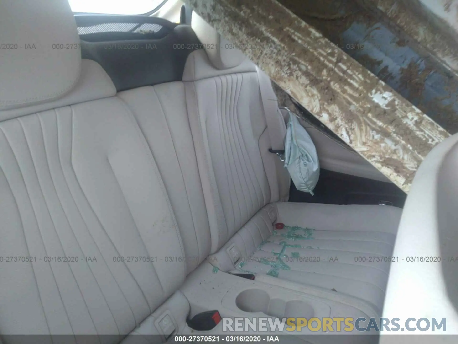 8 fotografías del automóvil dañado WDD1K6HB9KF116357 MERCEDES-BENZ E 2019