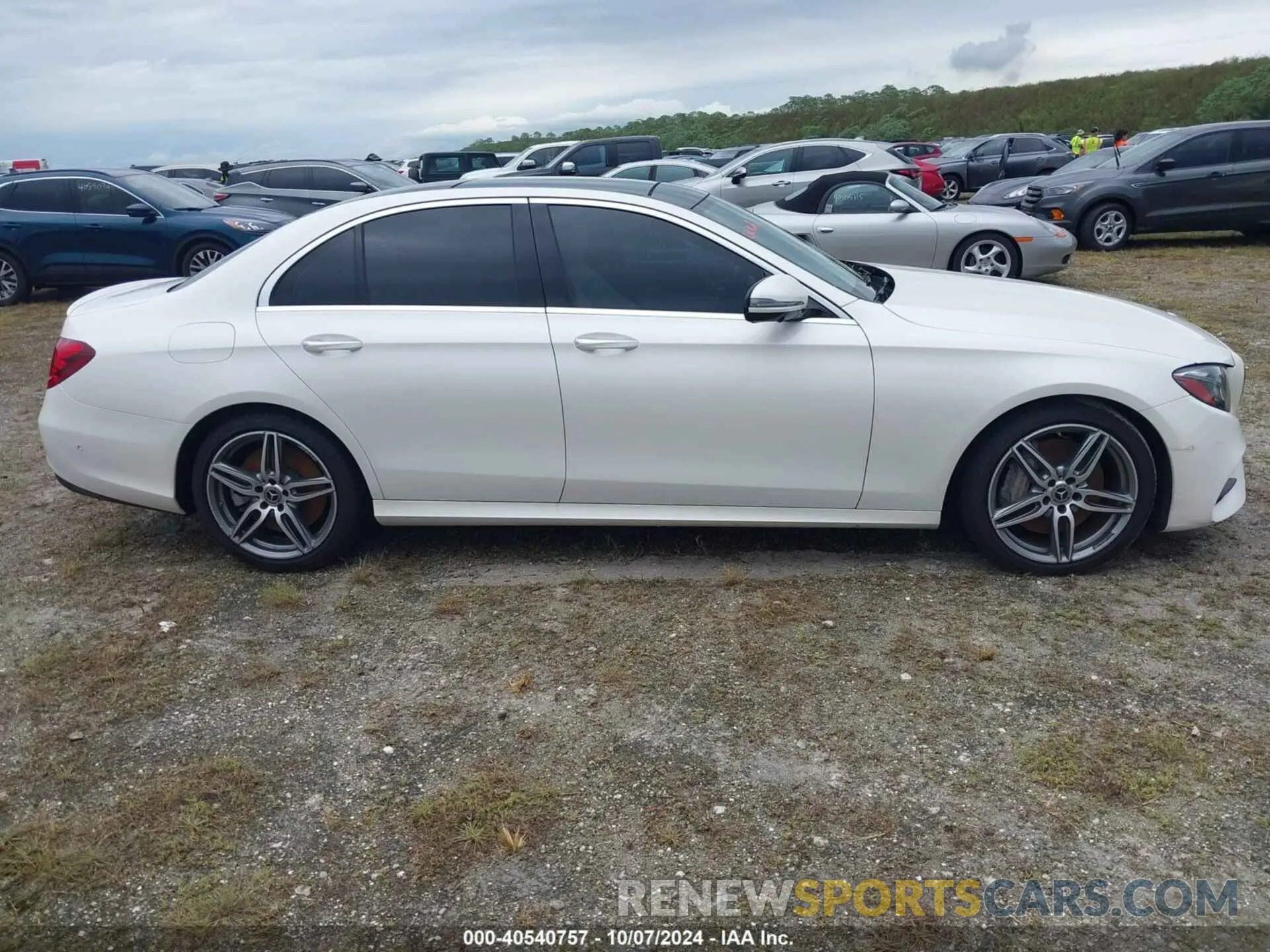 12 fotografías del automóvil dañado WDDZF6JB8KA596096 MERCEDES-BENZ E 2019