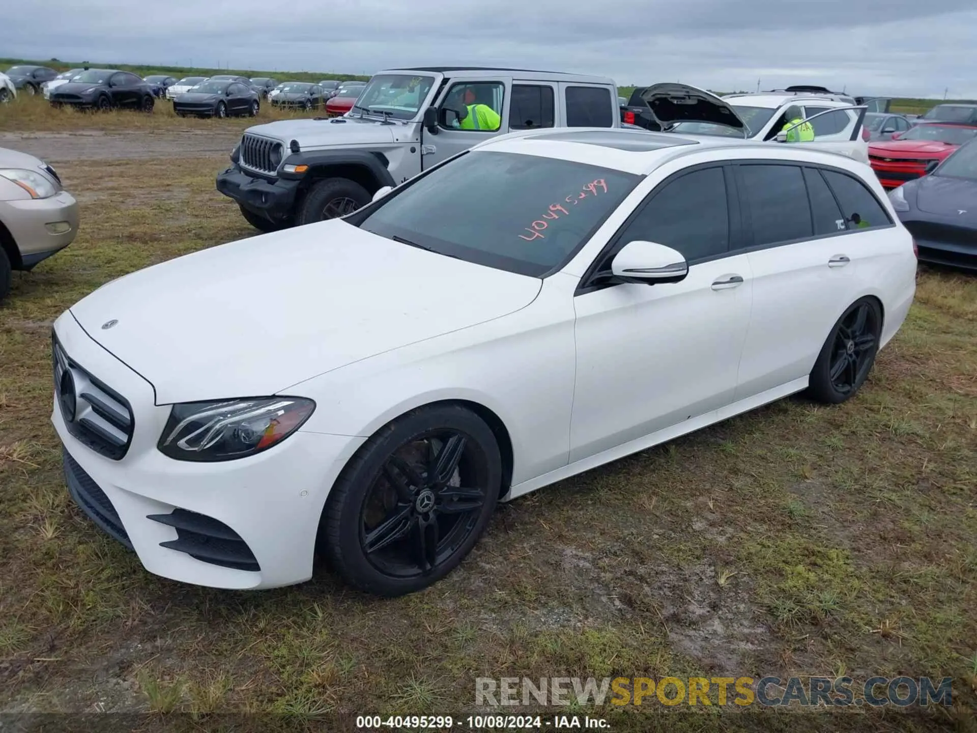 2 fotografías del automóvil dañado WDDZH6JB4KA643294 MERCEDES-BENZ E 2019