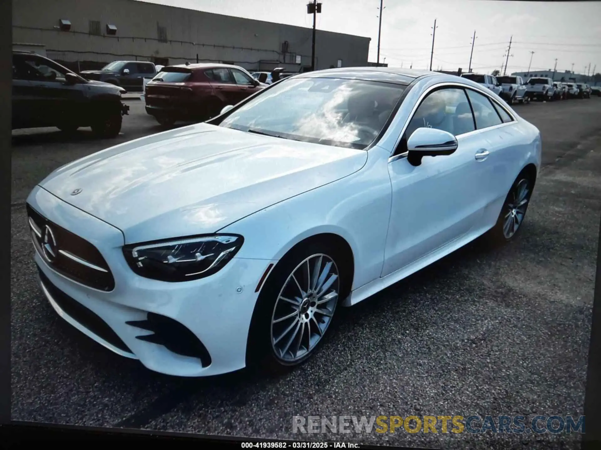 2 fotografías del automóvil dañado W1K1J5JB1PF187079 MERCEDES-BENZ E 2023