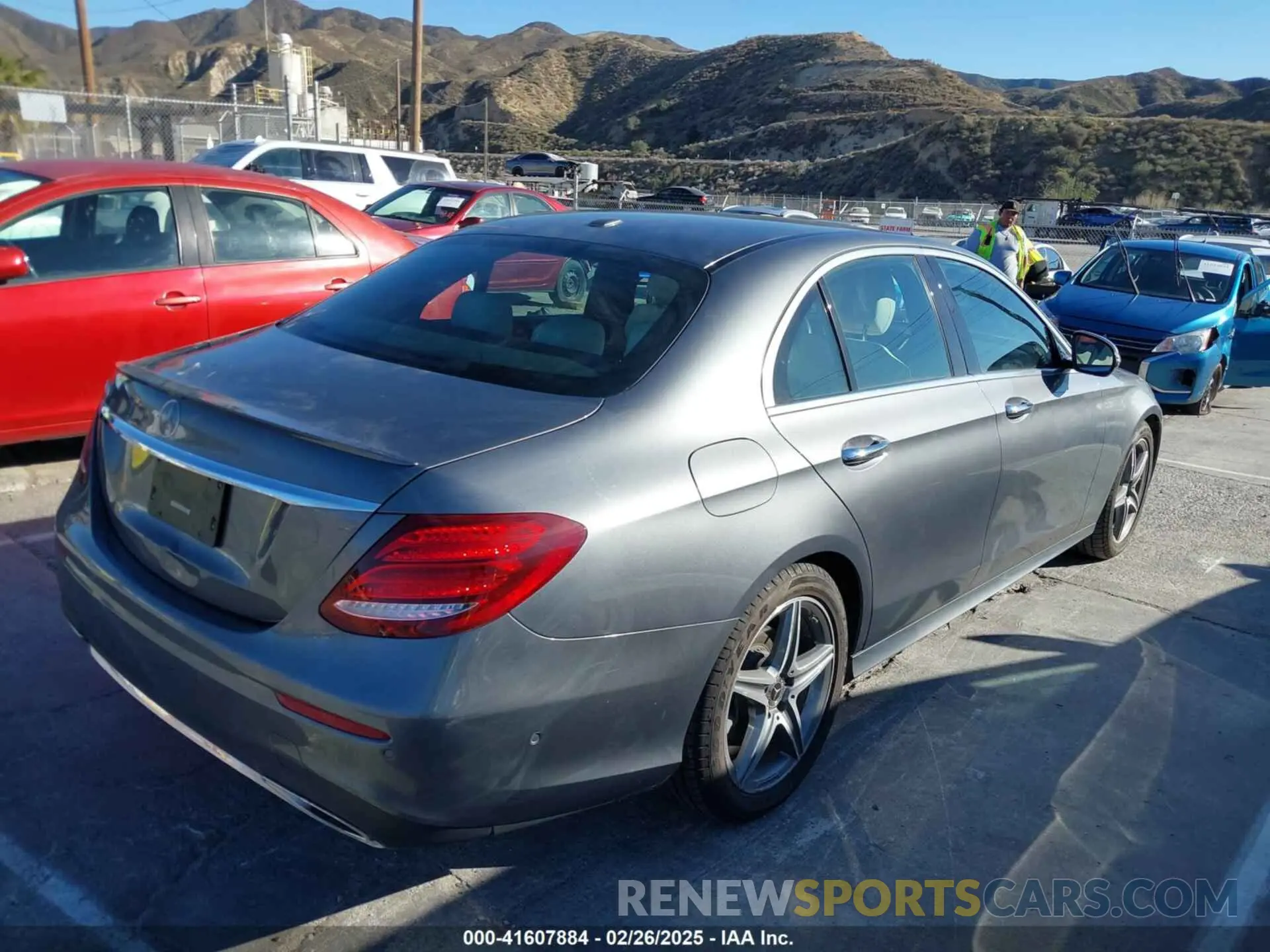 4 fotografías del automóvil dañado WDDZF4JB0KA548693 MERCEDES-BENZ E 300 2019