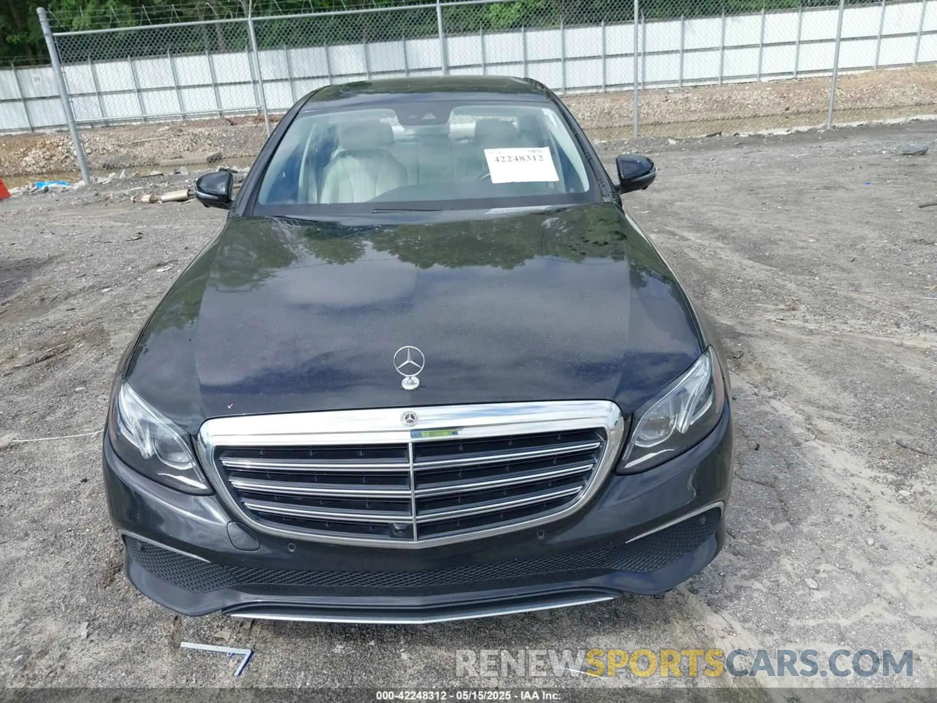 12 fotografías del automóvil dañado WDDZF4JB1KA580990 MERCEDES-BENZ E 300 2019